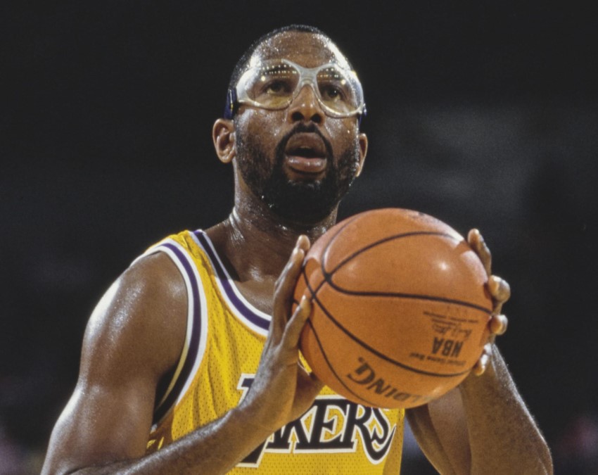basketball players with glasses